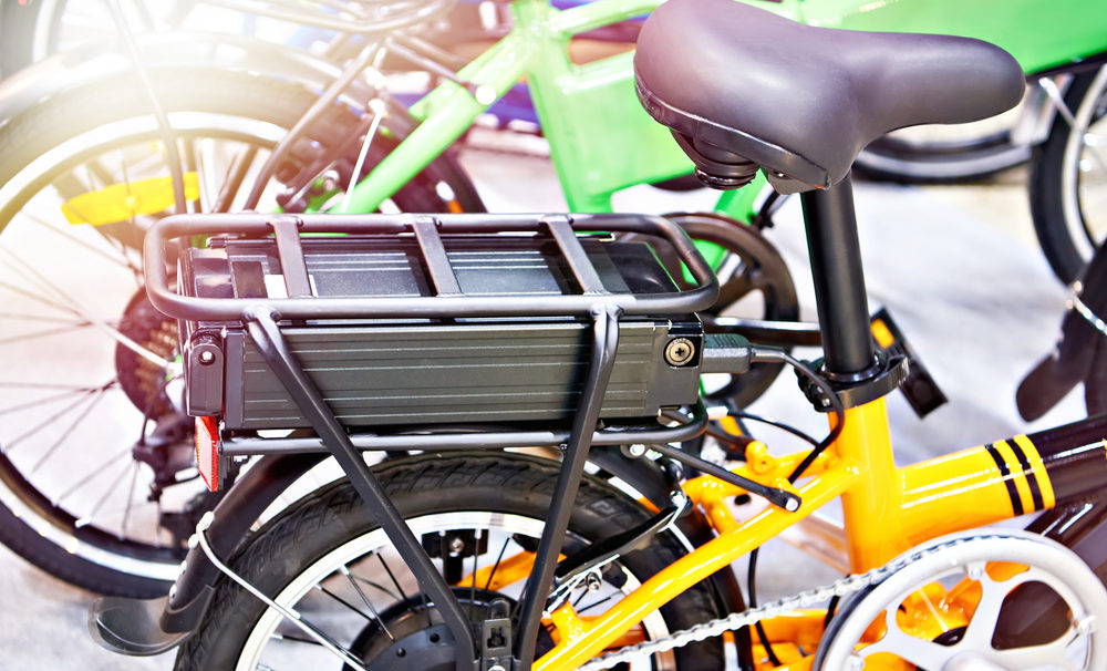 Lithium-ion battery on the bike luggage carrier