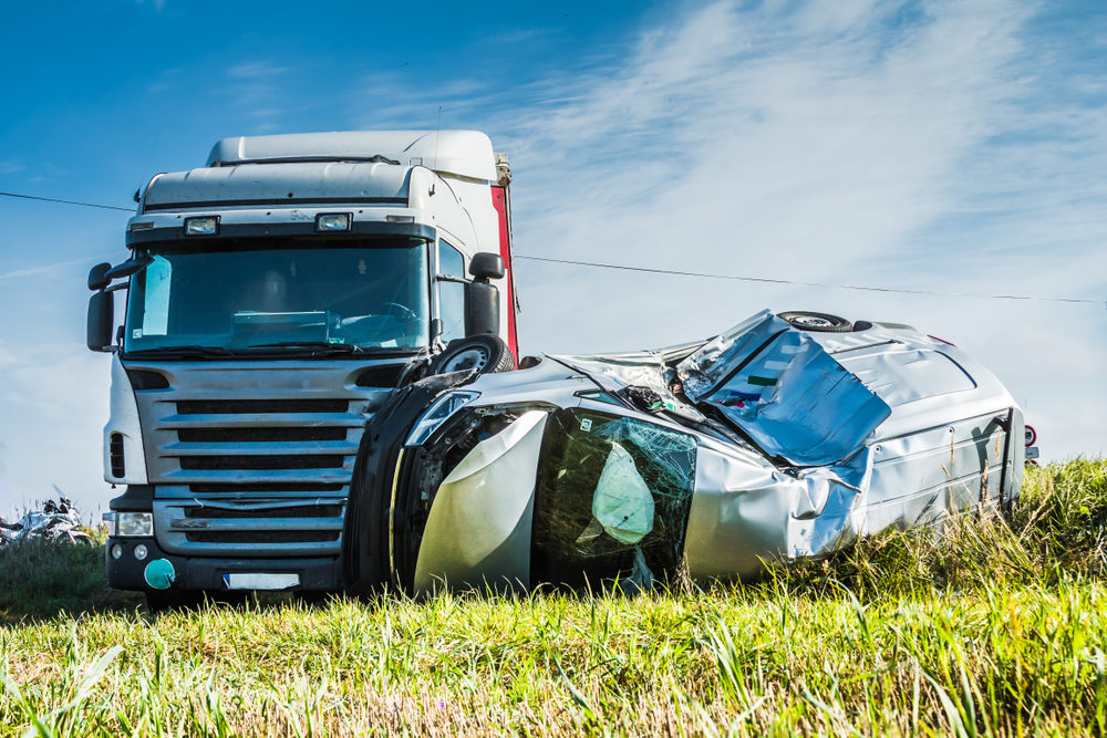 Importance of Hiring a Trucking Accident Attorney
