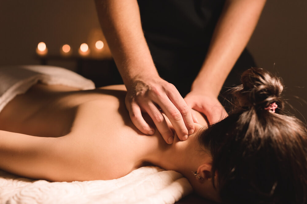 Miami Massage Therapist Arrested: Leandro Pardo-Fuentes Charged with Sexual Assault During Client Session at The Mark Spa male massage therapist working on a female client