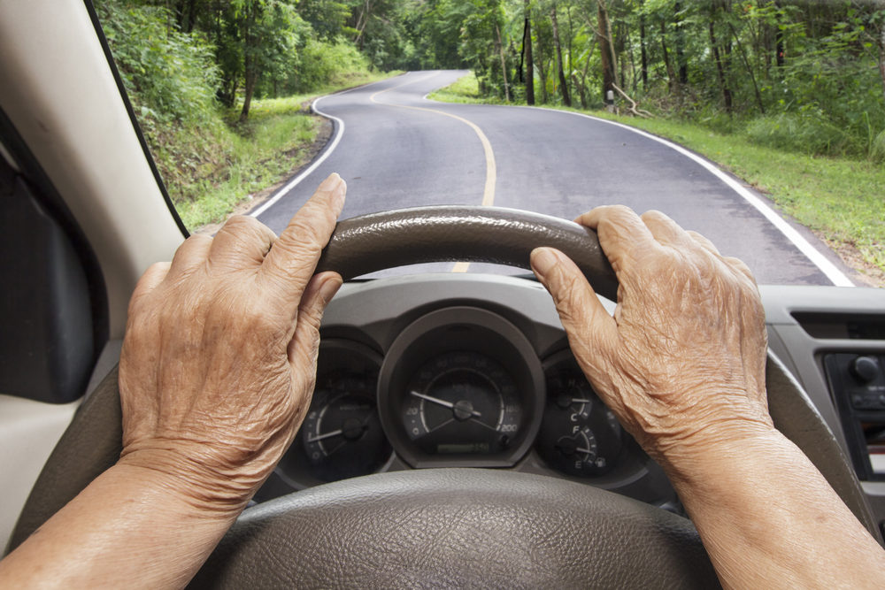 3 Tips to Help Decide if Mom is Still a Safe Driver