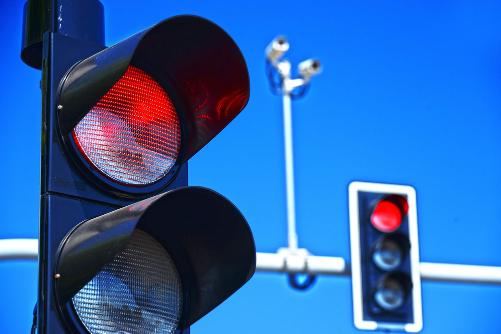 AAA: Traffic Deaths Caused by Drivers Running Red Lights Reaches 10-year High