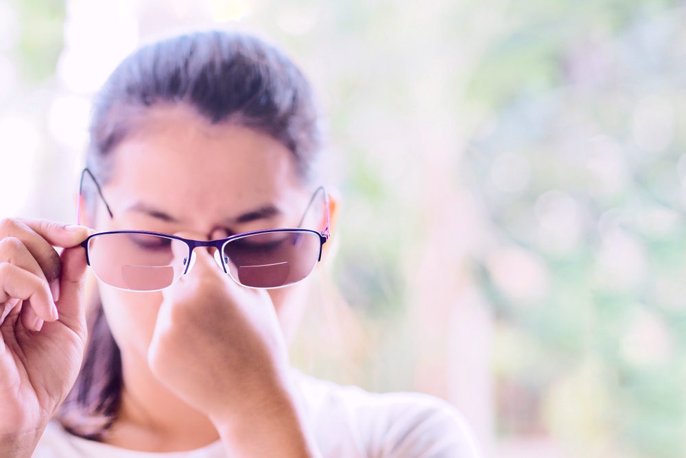 Pictures of women holding glasses in their hands.