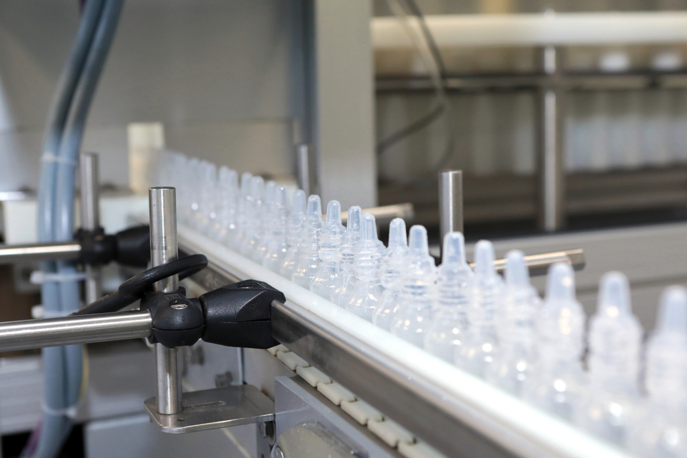 manufacturing line for eye drop bottles